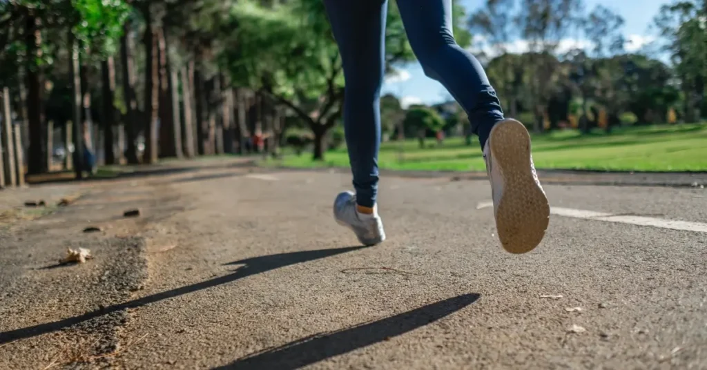 women running